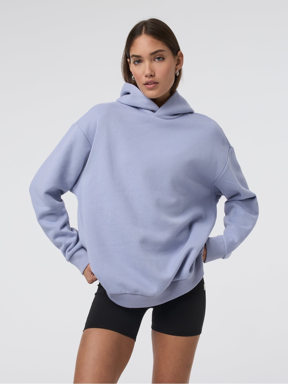 Vuori Women's Restore Oversized Hoodie Light Lavender Gray Sz M
(Sep A-2)